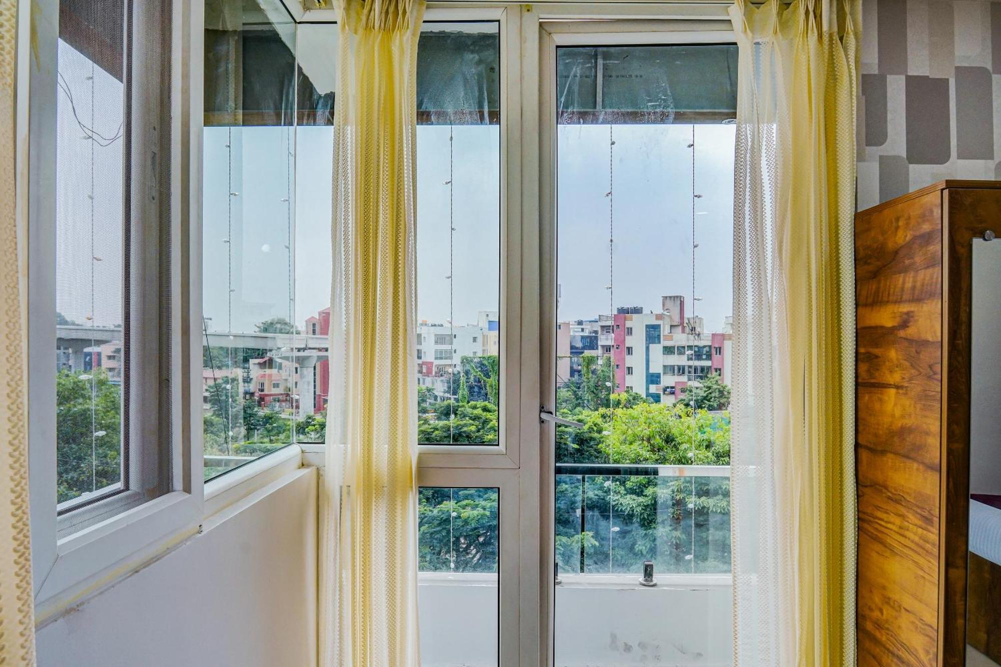 The Emerald Inn Bengaluru Kültér fotó